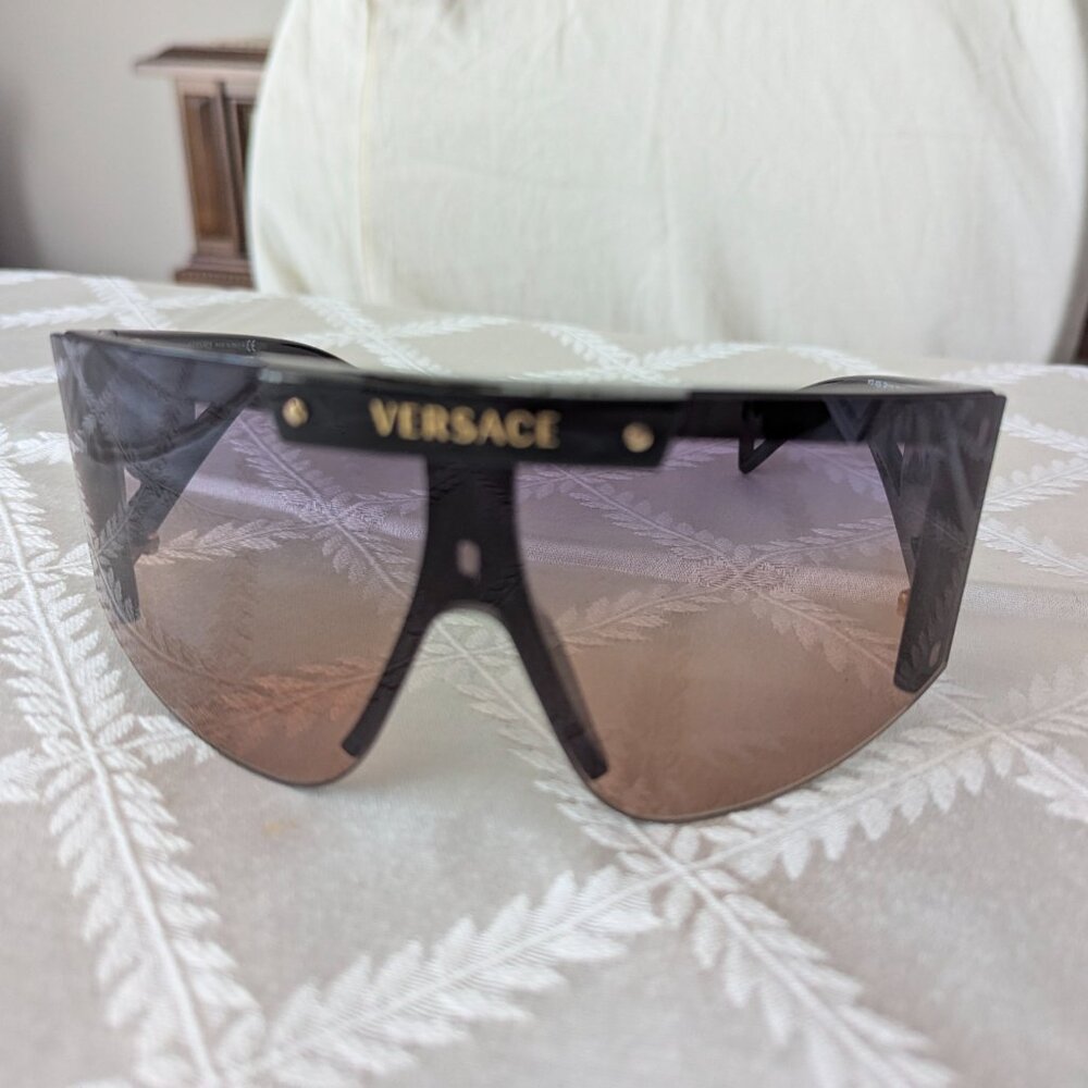 Versace 4393 GBI/1W sunglasses - Picture 5 of 7